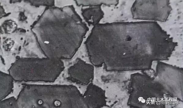 冬季施工混凝土出罐入模温度,混凝土冬季测孔温度一般为多少