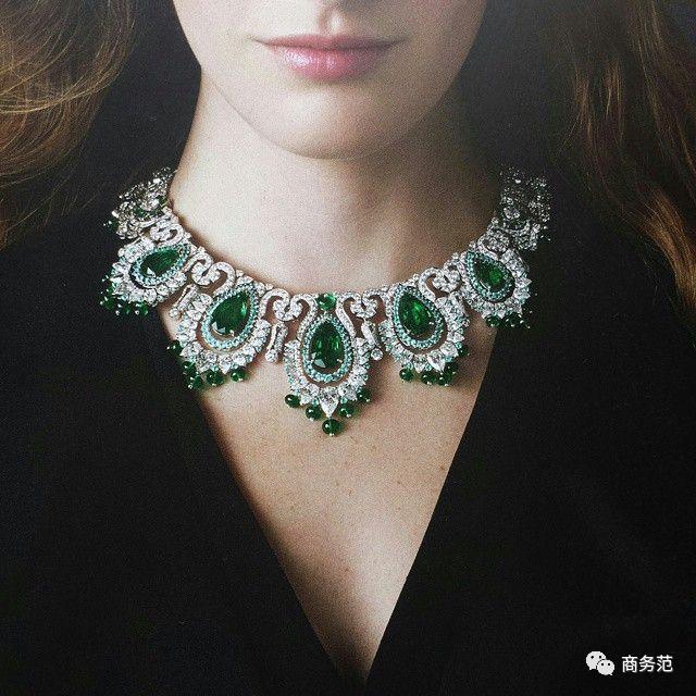 伊斯兰皇室贵族都喜爱碧玺吗,碧玺是五大宝石之一吗