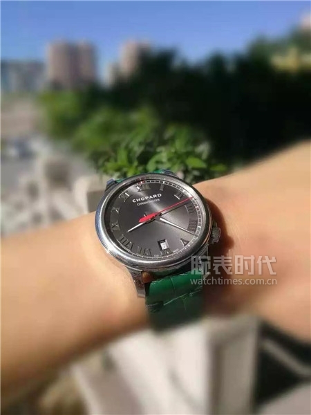 萧邦原装鳄鱼皮表带,萧邦happydiamond换表带