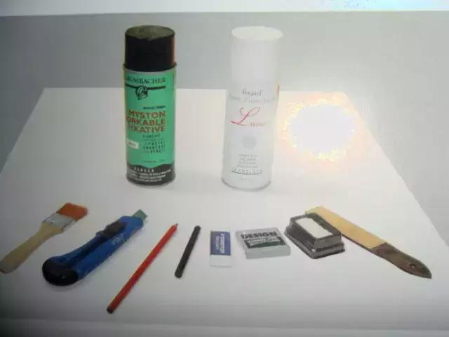 色粉笔表现技法,水溶性粉笔怎么画才亮