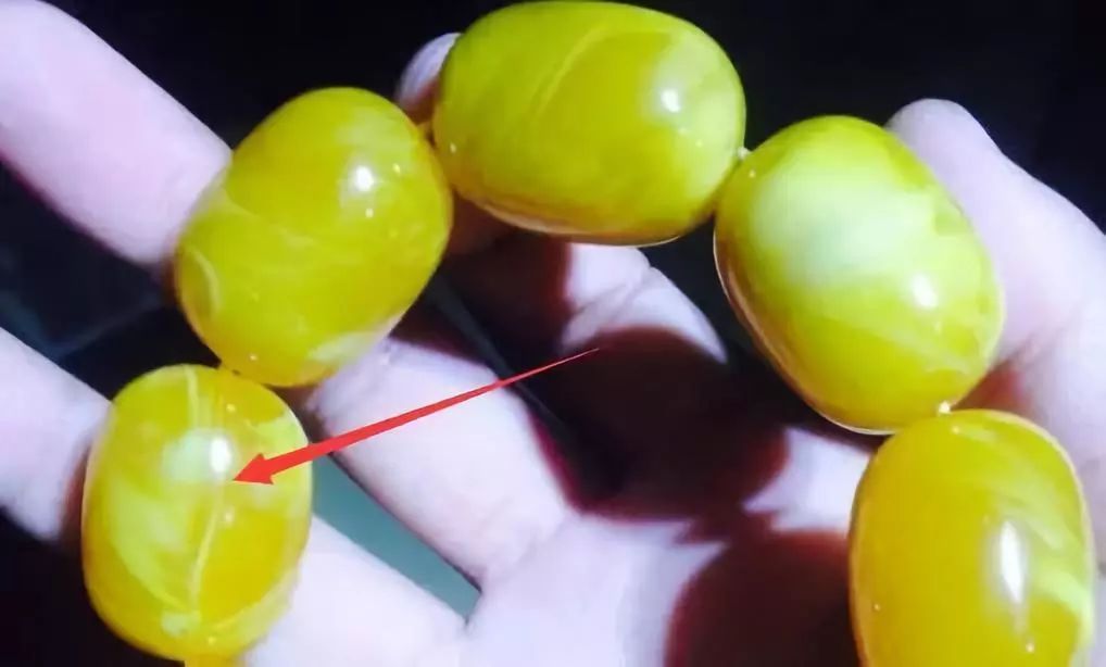 蜜蜡手串值得戴吗,蜜蜡手串到底值不值得玩