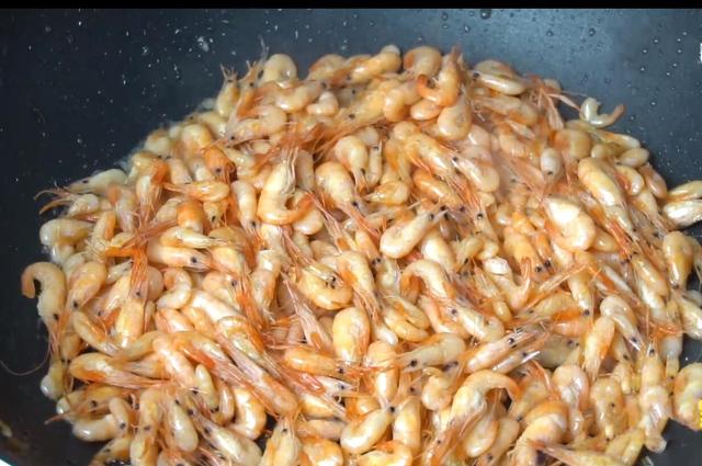 河虾炒韭菜的10种最佳吃法,小河虾炒韭菜鸡蛋的做法大全家常