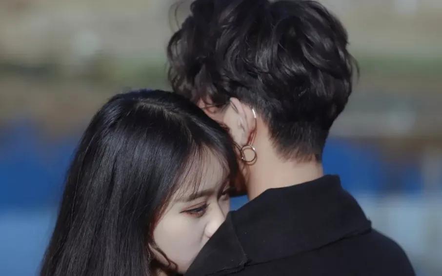 二婚老公总是跟前妻保持联系,二婚老公跟前妻还有联系怎么办