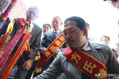 方文山籍贯在江西,方文山出生在哪里