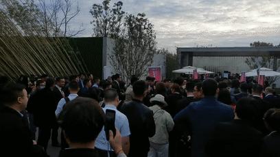 抢房潮来袭288套房七分钟卖光,特价抢房10600元