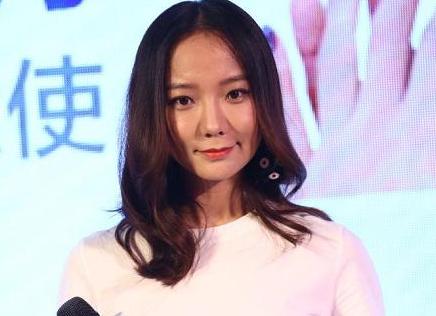 片酬500万，却欠30万成被执行人，王珞丹这几年到底经历了什么？