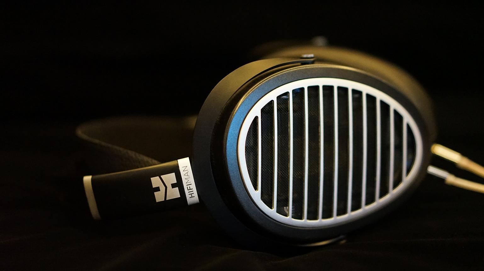 opporeno十倍变焦外放音质,opporeno配什么耳机好