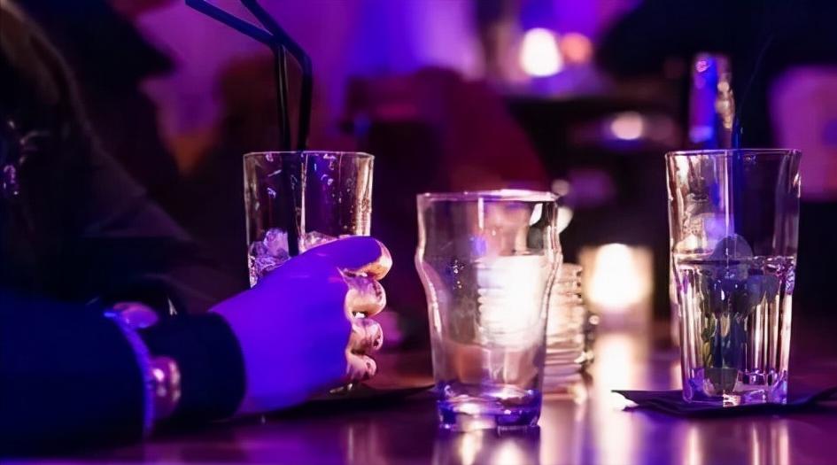 白酒知识通关表,白酒知识酱香型白酒适合收藏吗