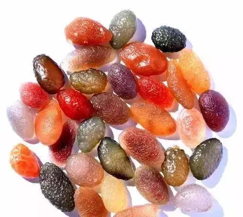 阿拉善戈壁滩玛瑙奇石图片,戈壁滩上的奇石美到令人窒息