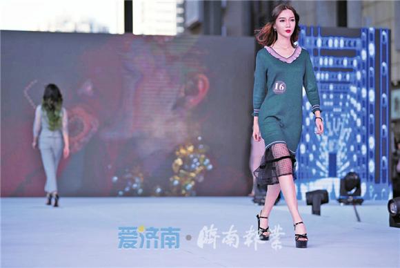 “工作=免费旅游”很轻松？这些旅游达人说出了真相