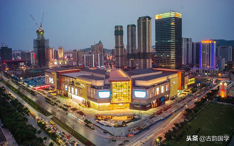 一座城一首诗一幅画,一座城一首诗视频