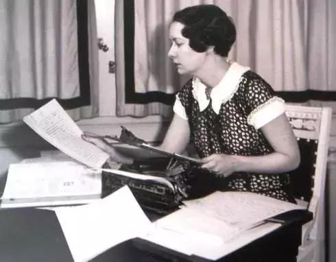 从当编辑的第一天开始，我就计划辞职了