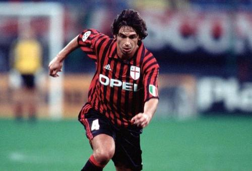 意甲最佳阵容劳塔罗,卫报评历史最佳运动员