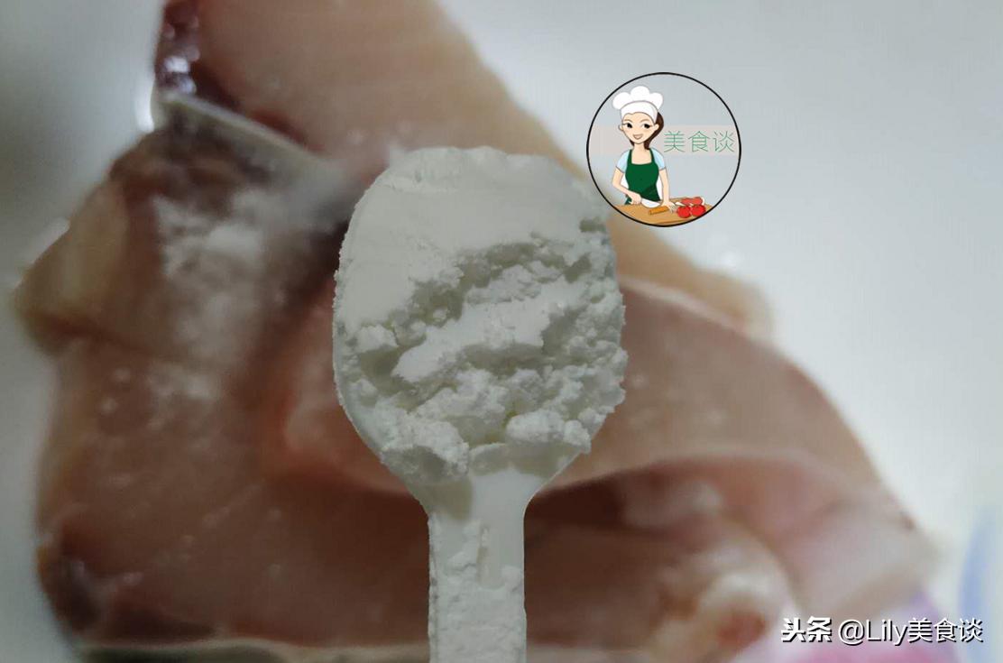 煎鱼在锅里放点这个不破皮不粘锅,教你煎鱼不破皮不粘锅只要三步