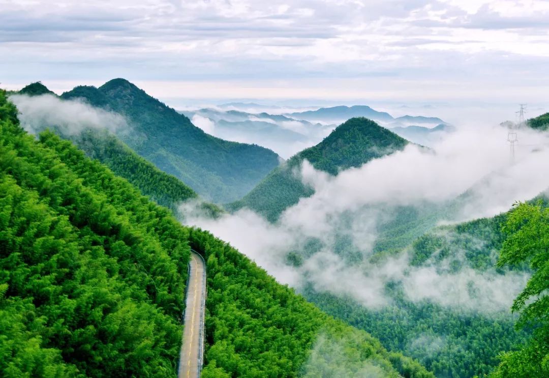 适合看星空露营的地方 (高山露营地绝美的星空)