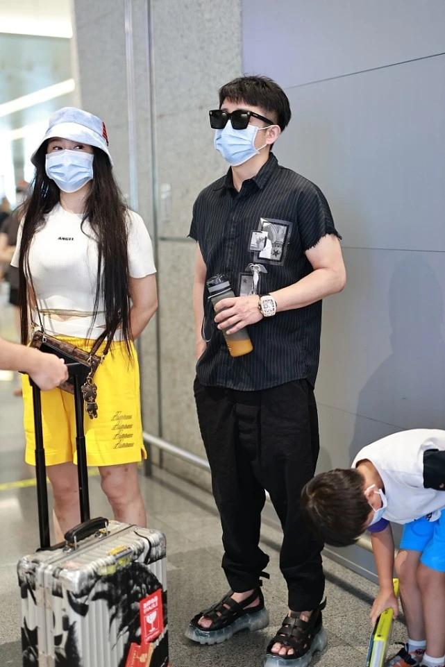 邹市明同款衬衫,邹市明时尚大片