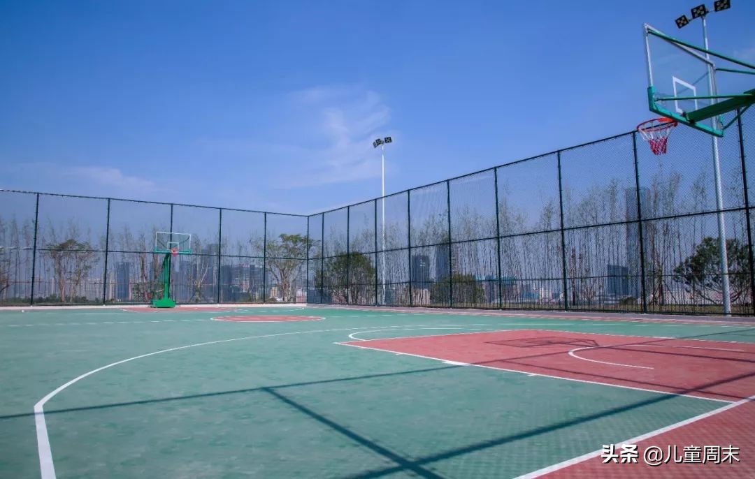 深圳中心公园足球场,深圳中心公园大草坪