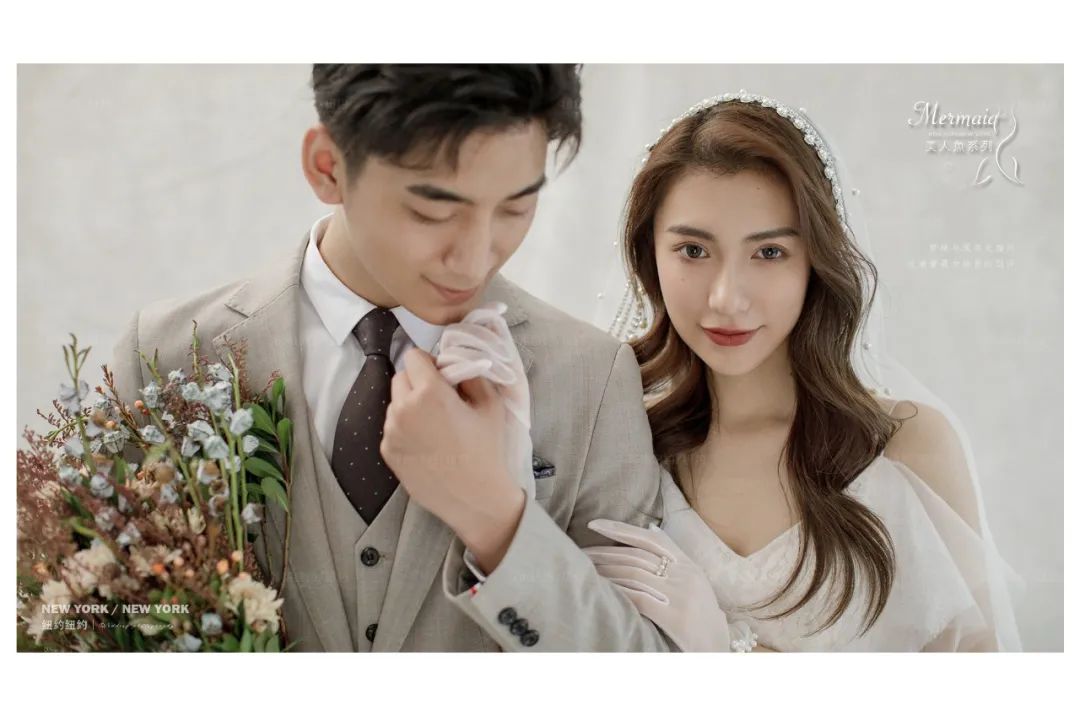 白色蝴蝶结油画婚纱照,森系油画风格婚纱照不戴帽子戴花