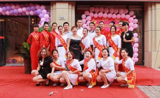 网上送现金是什么套路,美容店交3000返3000的套路