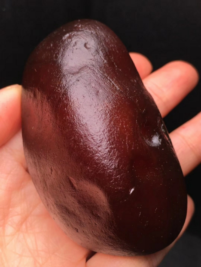 佩戴蜜蜡项链对身体有什么好处,蜜蜡对身体有好处吗