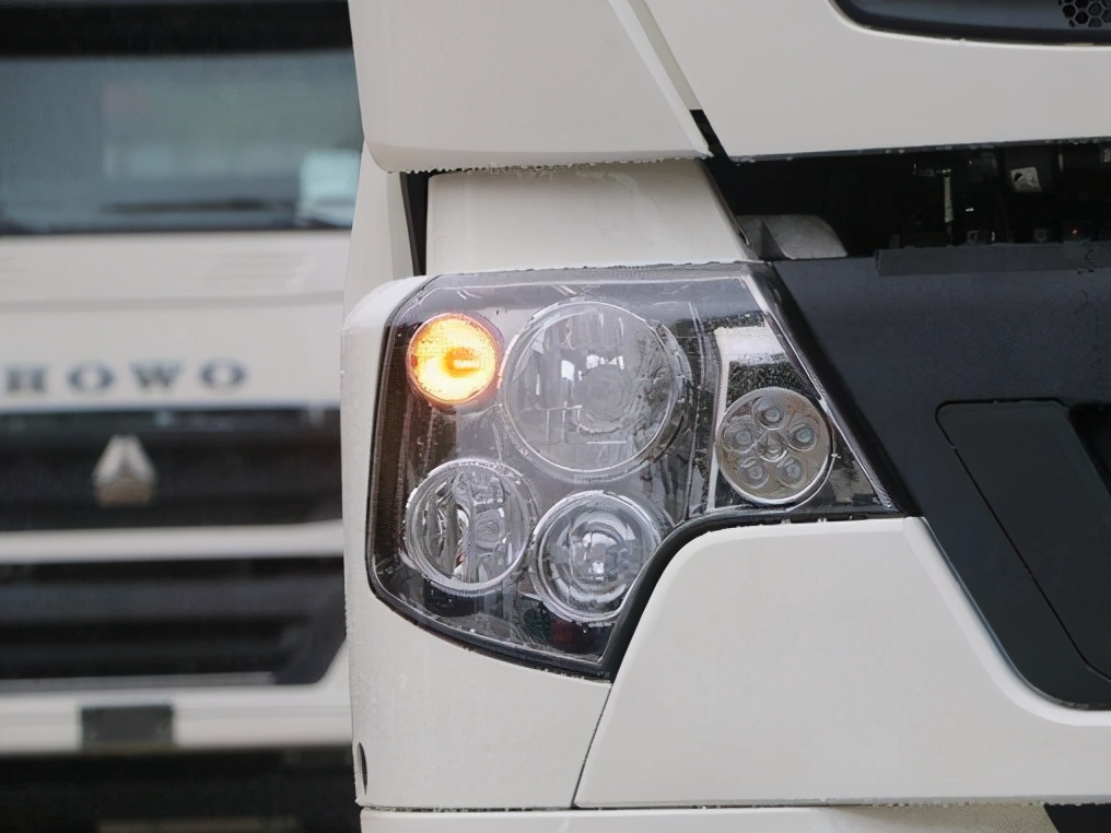 拉快递哪款车最省油,拉快递最好的车型