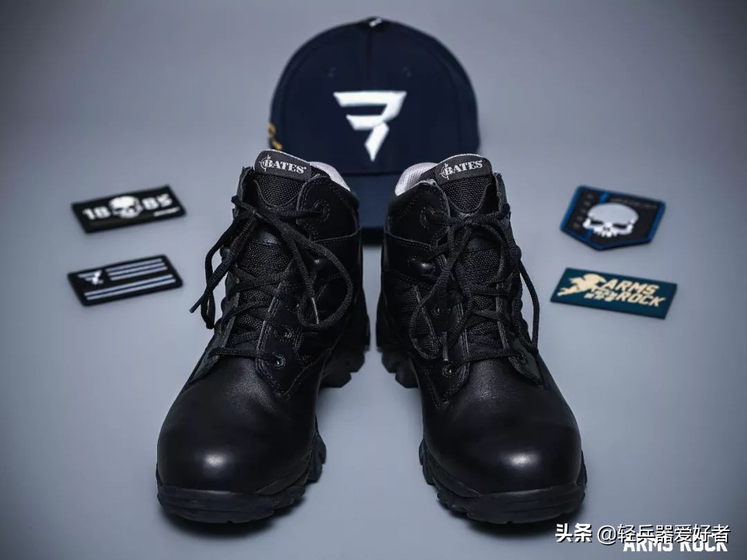 军靴防水测试,军靴透气性