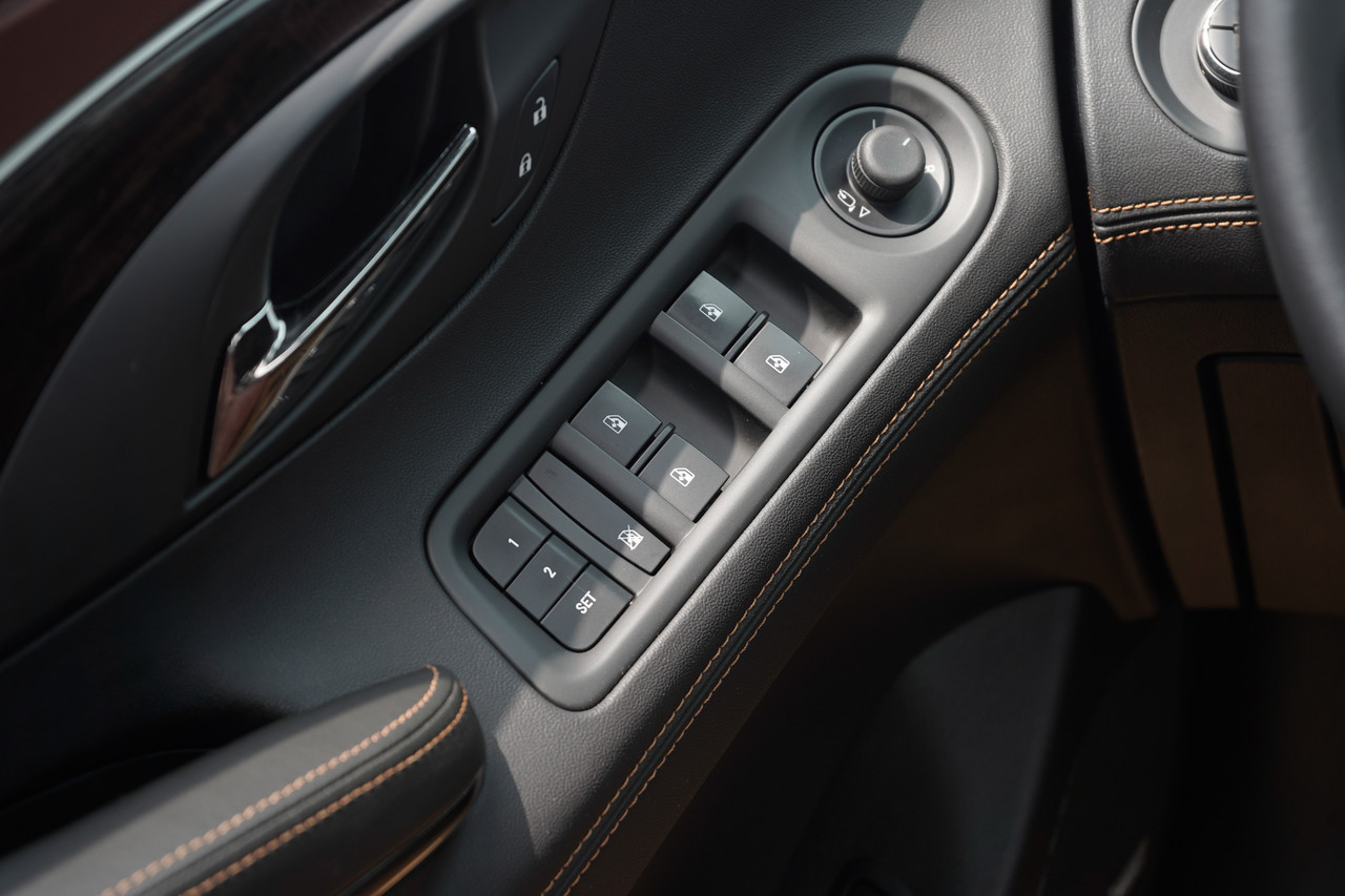 自适应巡航座椅,汽车bose殿堂级音响