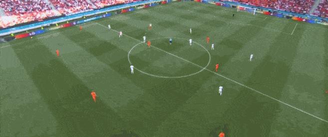 视频裁判靠谱吗,var裁判与主裁冲突