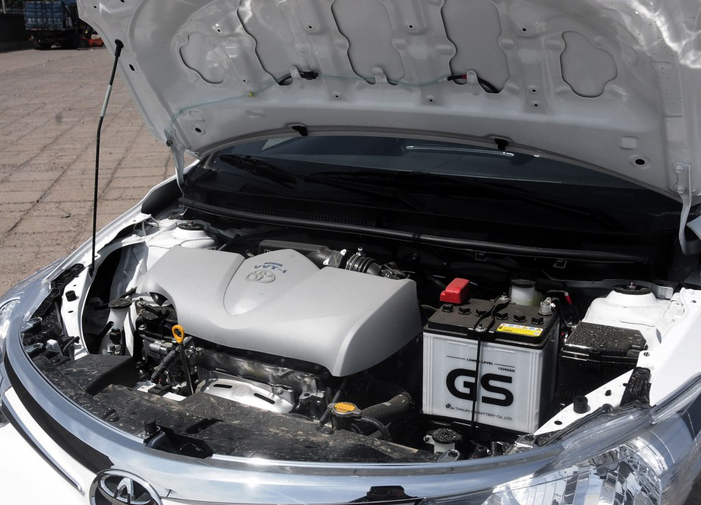 飞度好还是丰田好,空间不输飞度的汽车