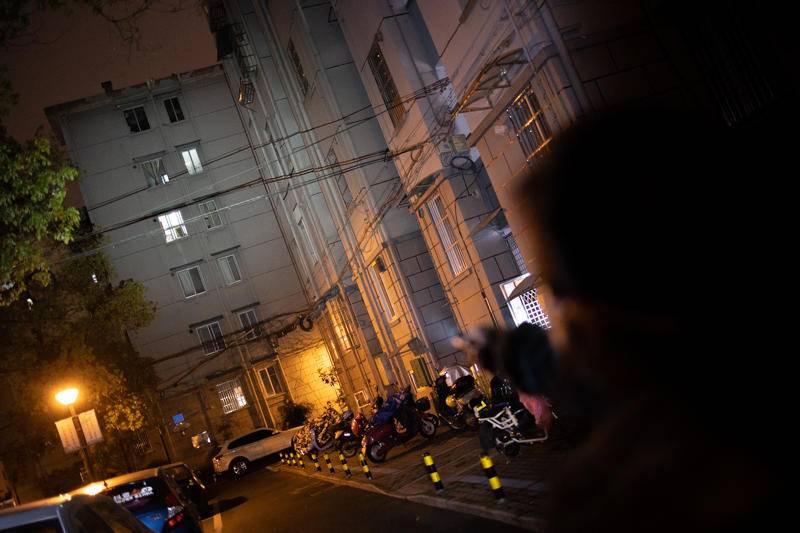 强光手电用18650电池充电器,家用充电锂电手电筒大全