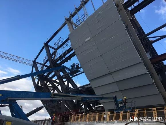 浦东足球场13排,上海浦东足球场19排