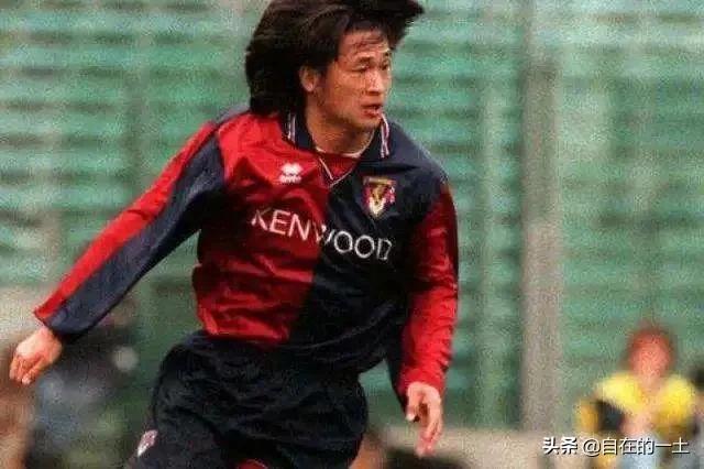 足球赞助商国际赛,足球运动员赞助