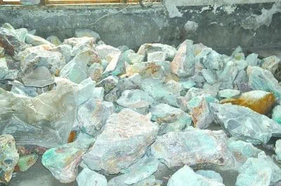 国宝级天然宝石,27种蓝色宝玉石大盘点你认得几种