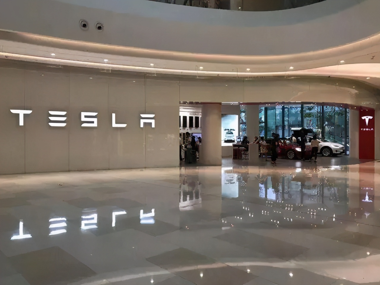 去4s店买车的套路,商场购物车的发展现状