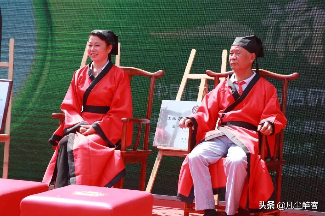 白酒要有什么标志,中国白酒香型知识大全