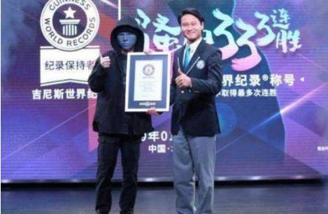 王者荣耀骚白为什么不露脸,骚白主播签约斗鱼