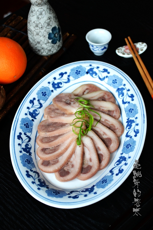 上海白切椒盐猪头肉,白切猪头肉视频教程