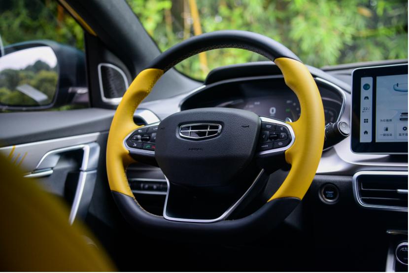 中国小钢炮汽车,吉利新缤越试驾