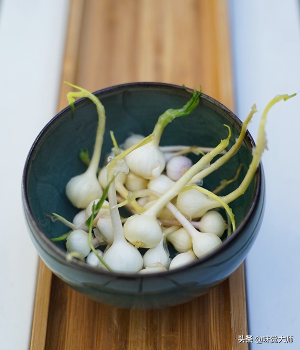 蒜泥有几种叫法,蒜泥怎么做才不会变色
