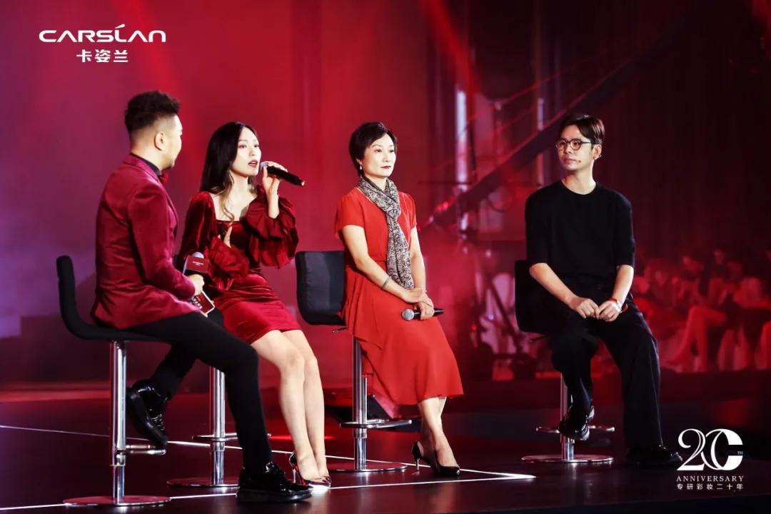 卡姿兰美芯2019,卡姿兰挚宠双芯唇膏盛世中国红