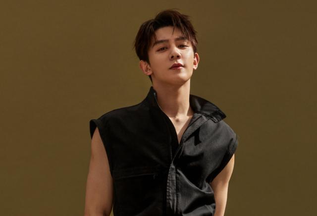 澶氬悕鏄庢槦琚垎鍑轰拱閽绘垝,澶氫綅鑹轰汉鍋峰伔璐拱閽绘垝琚洕