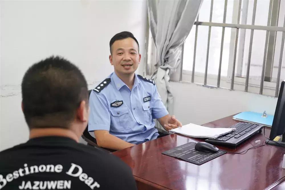 男子把租来车抵押,荒唐男子租车