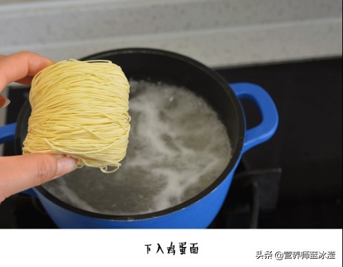 宝宝上火嗓子哑了吃什么,小孩上火喉咙红吃什么好