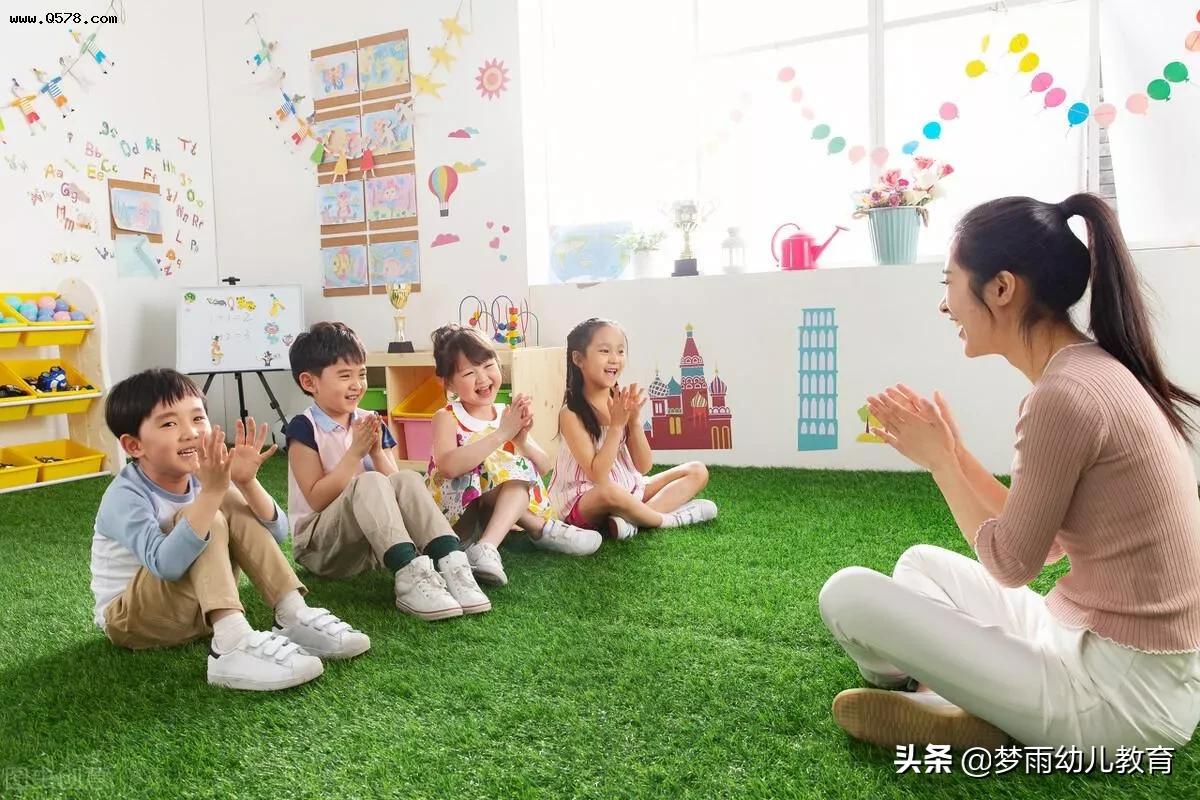 幼儿园小班开学第一天哭闹,小班幼儿新入园哭闹教师如何组织