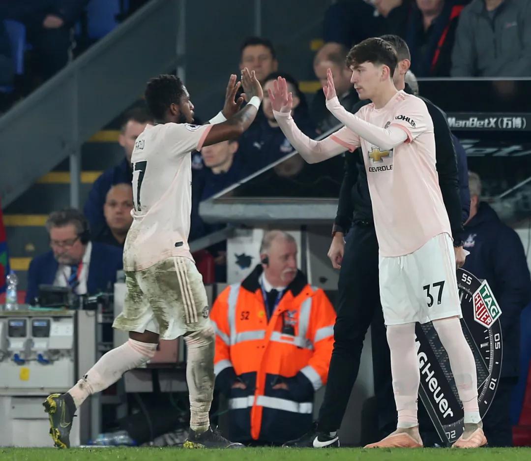 卡里克年轻照片,卡里克年轻图片