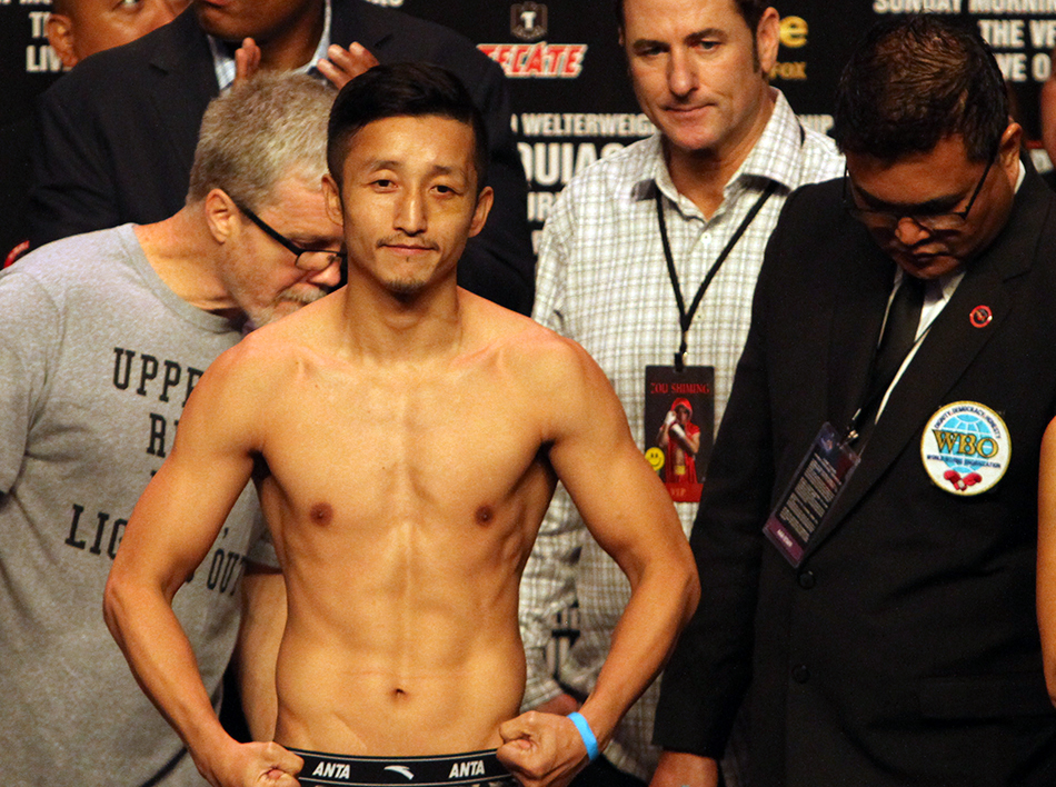 中国奥运邹市明夺冠激动时刻,08年奥运拳击冠军邹市明