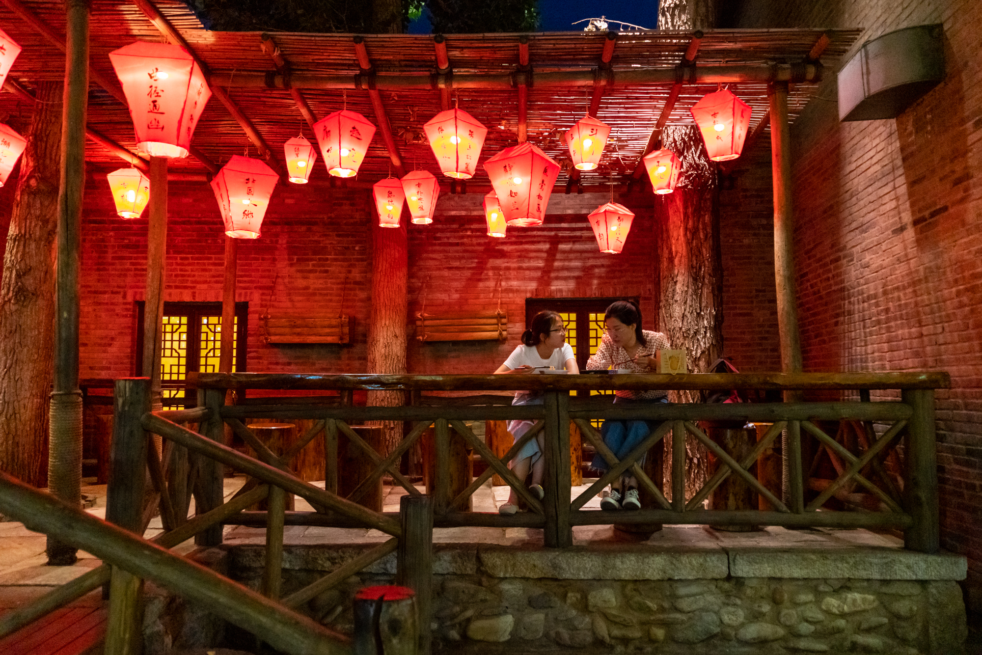 司马台长城的壮观雄奇+北方人的梦里水乡，都在这座京郊水镇了