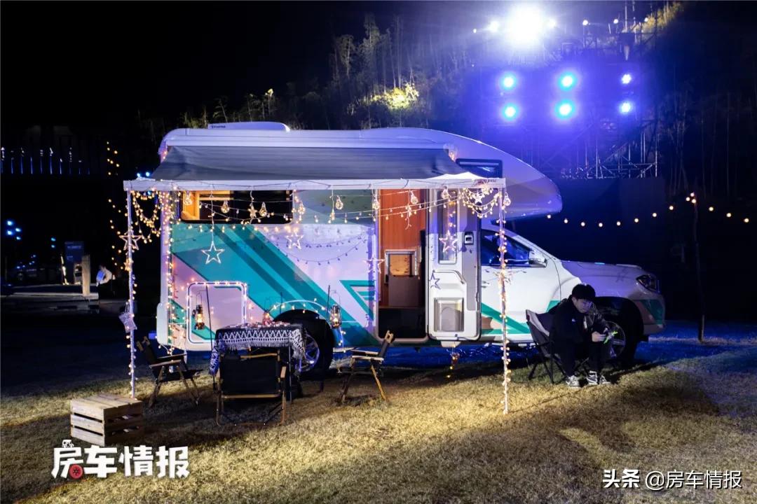 上汽大通t70皮卡澳洲版牵引房车,最新款大通t70小型房车