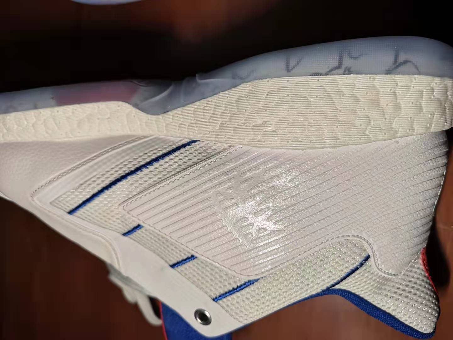 T-macmillennium2上脚体验：白马银枪少年时，圣诞大战得分夜