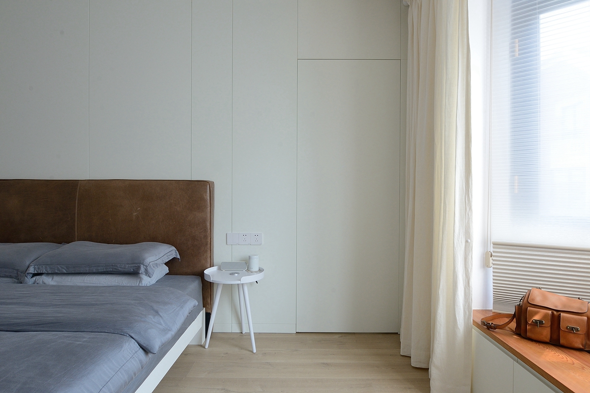 小城的生活简简单单普普通通,很向往学生时代的生活